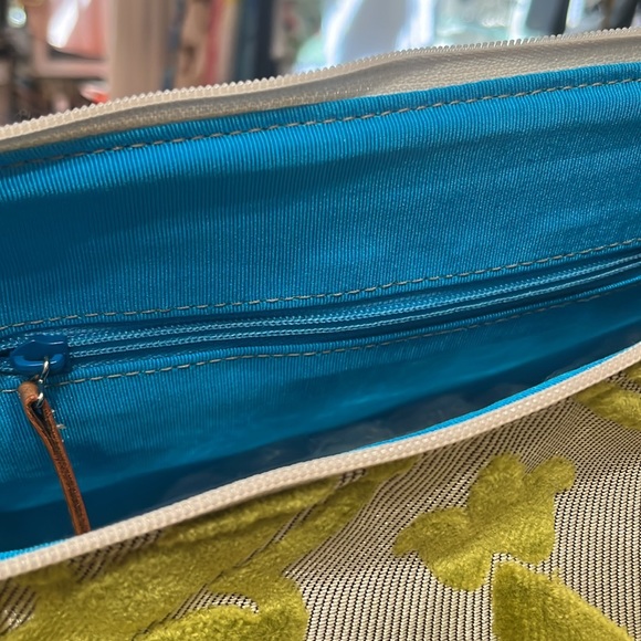 Glenda Giles, Emma Style, Handmade Green Purse - Picture 5 of 6